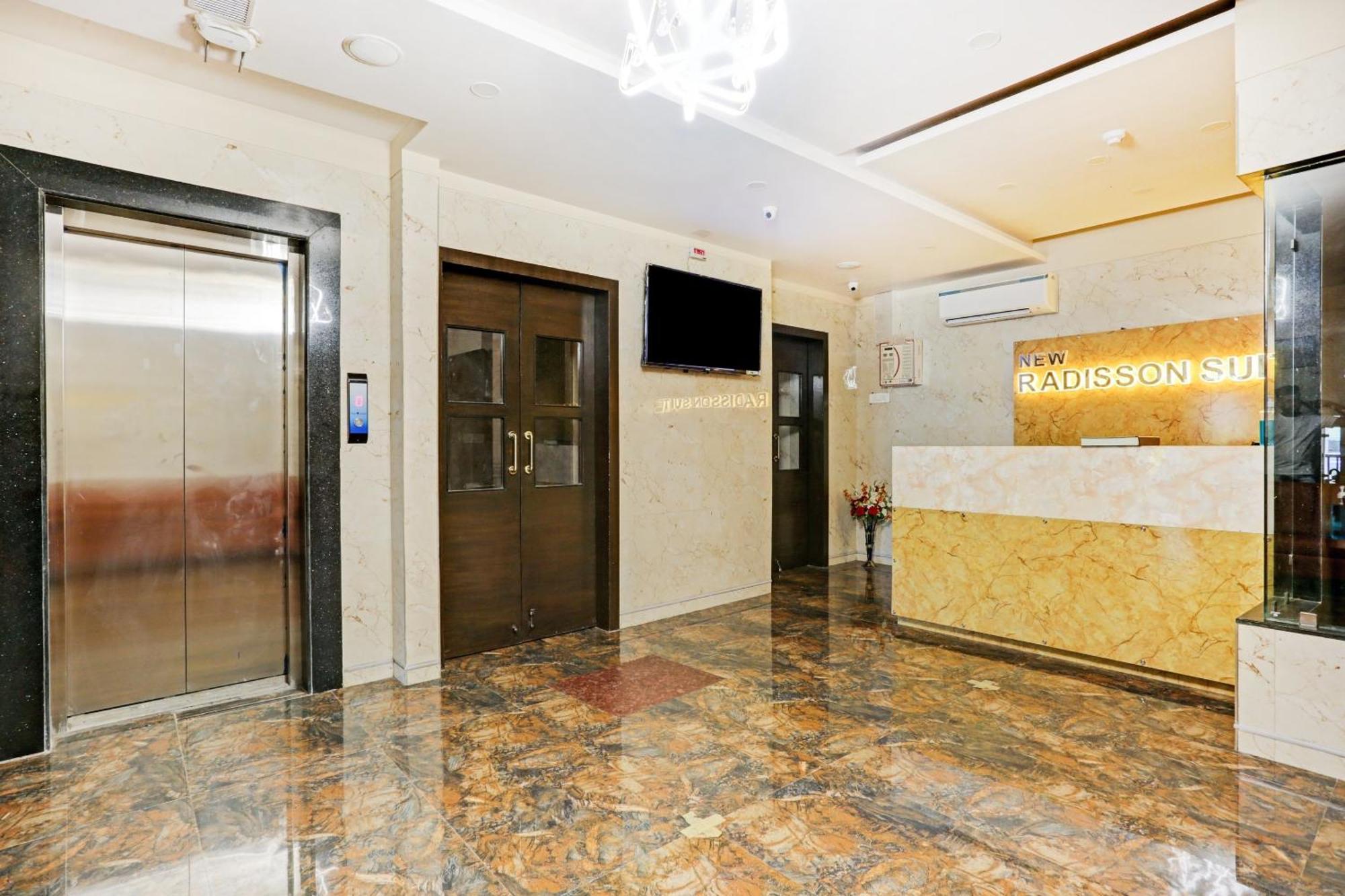 Capital O 80951 Hotel Vertigo Suite Mumbai Dış mekan fotoğraf