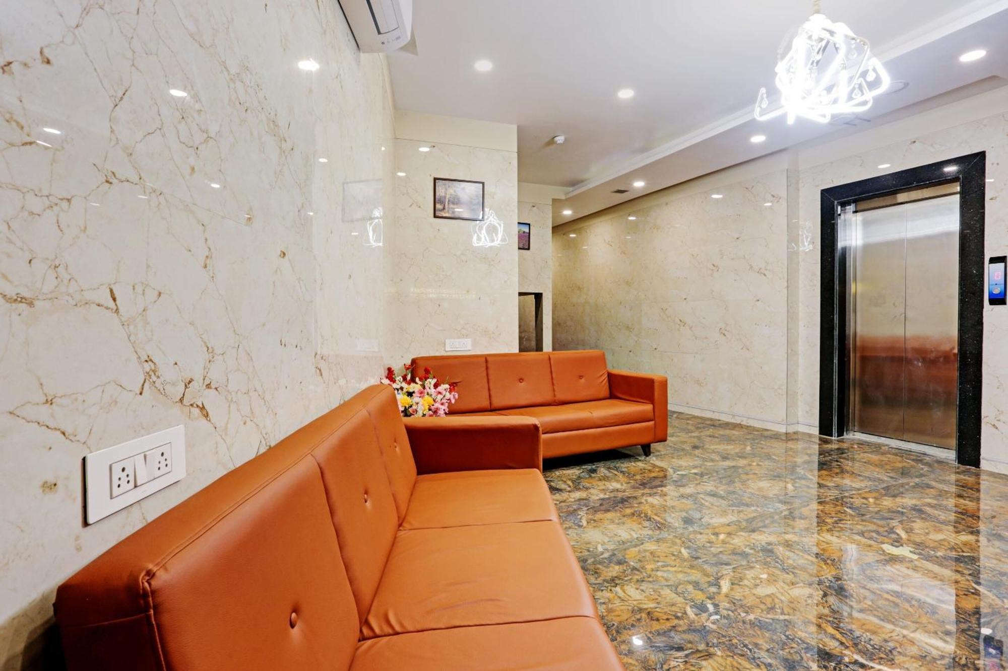 Capital O 80951 Hotel Vertigo Suite Mumbai Dış mekan fotoğraf